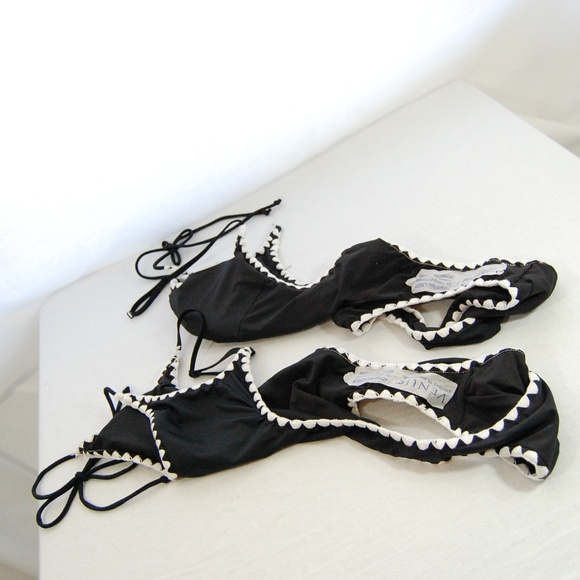 SALE -- Venus Shell Stitch Monokini (NWT) - Picture 7 of 8